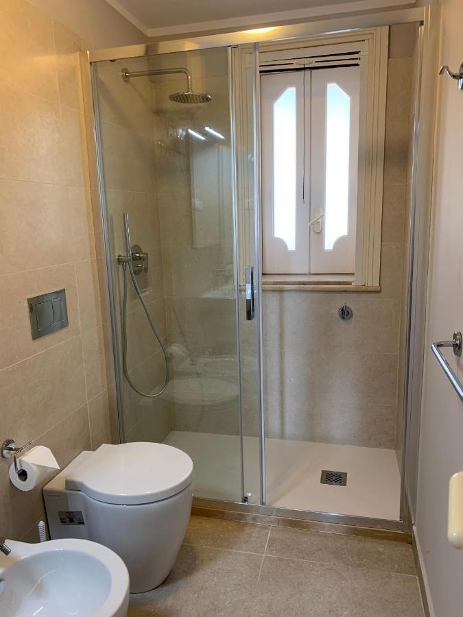 La Villa Rosa Al Mare ポッツァッロ エクステリア 写真