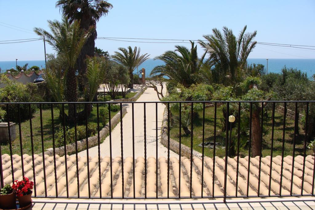 La Villa Rosa Al Mare ポッツァッロ 部屋 写真